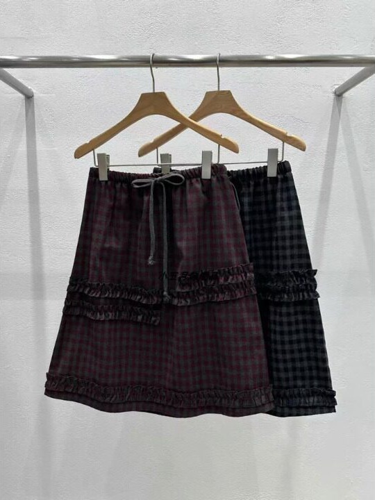 Retro College Girl Half Skirt  - Korean Girls Lifestyle recension och pris